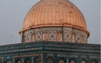 ظاہری تواضع میں مہارت رکھنے والے لوگ (323)۔